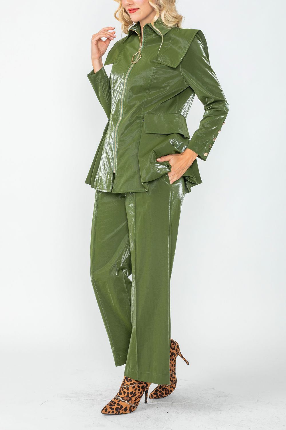 Olive Edwardian Collar Side Bubble Pocket Jacket