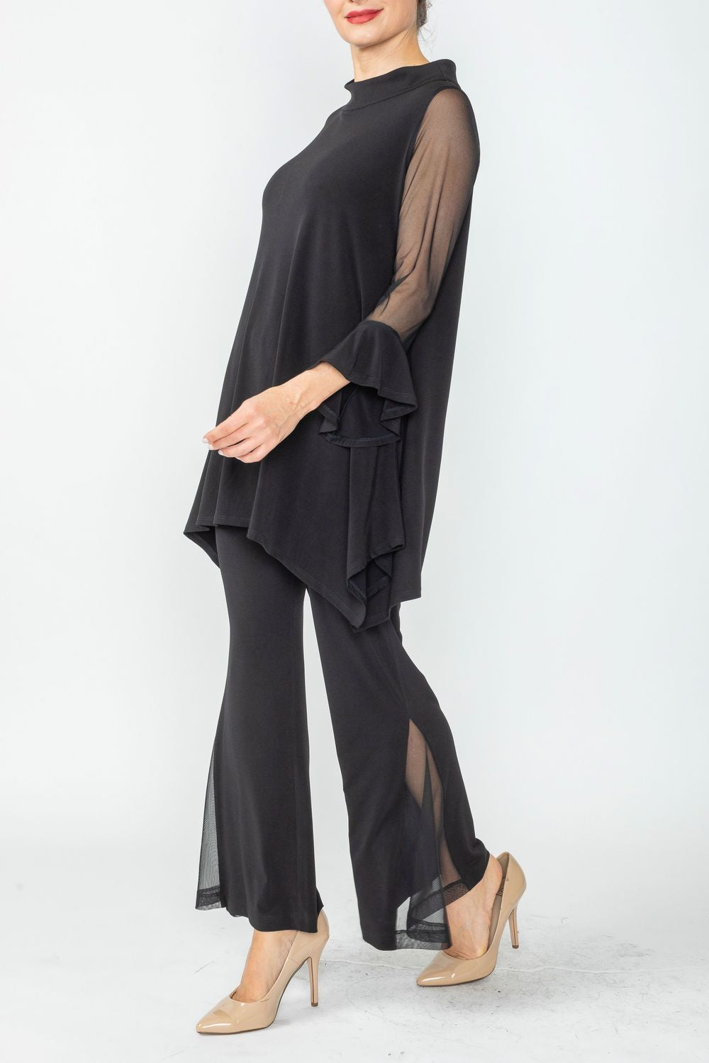 Black SharkBite Top