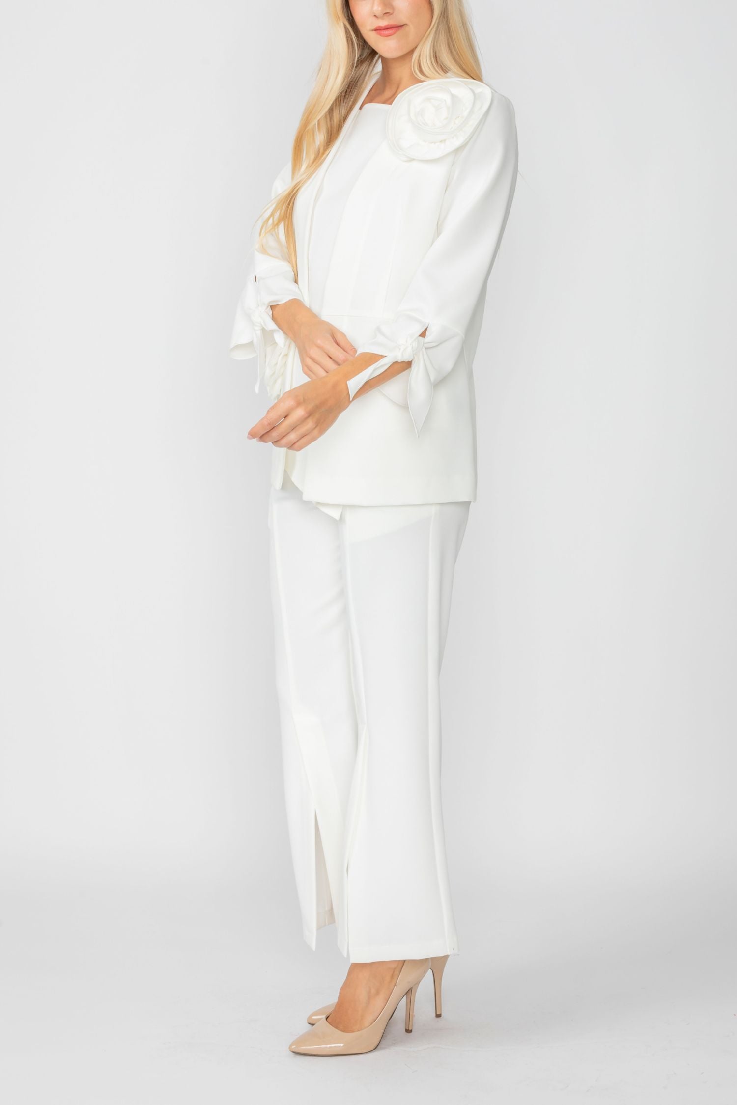 Off White Jacket With Knotted Sleeves