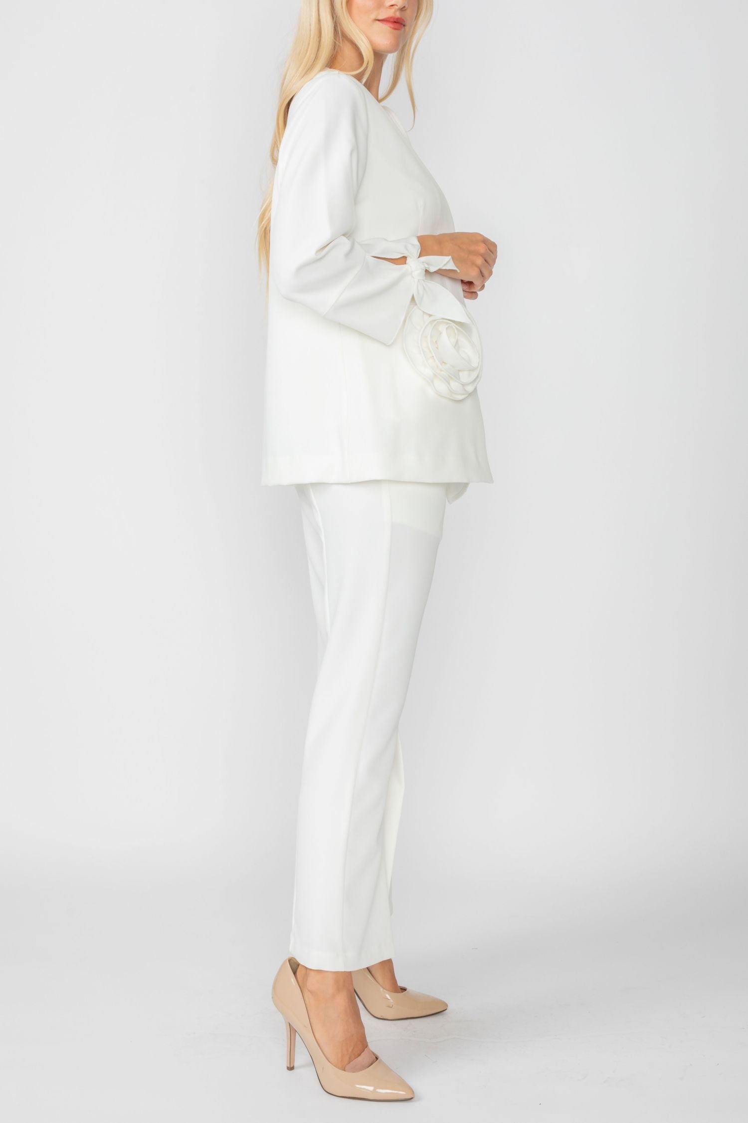 Off White Jacket With Knotted Sleeves