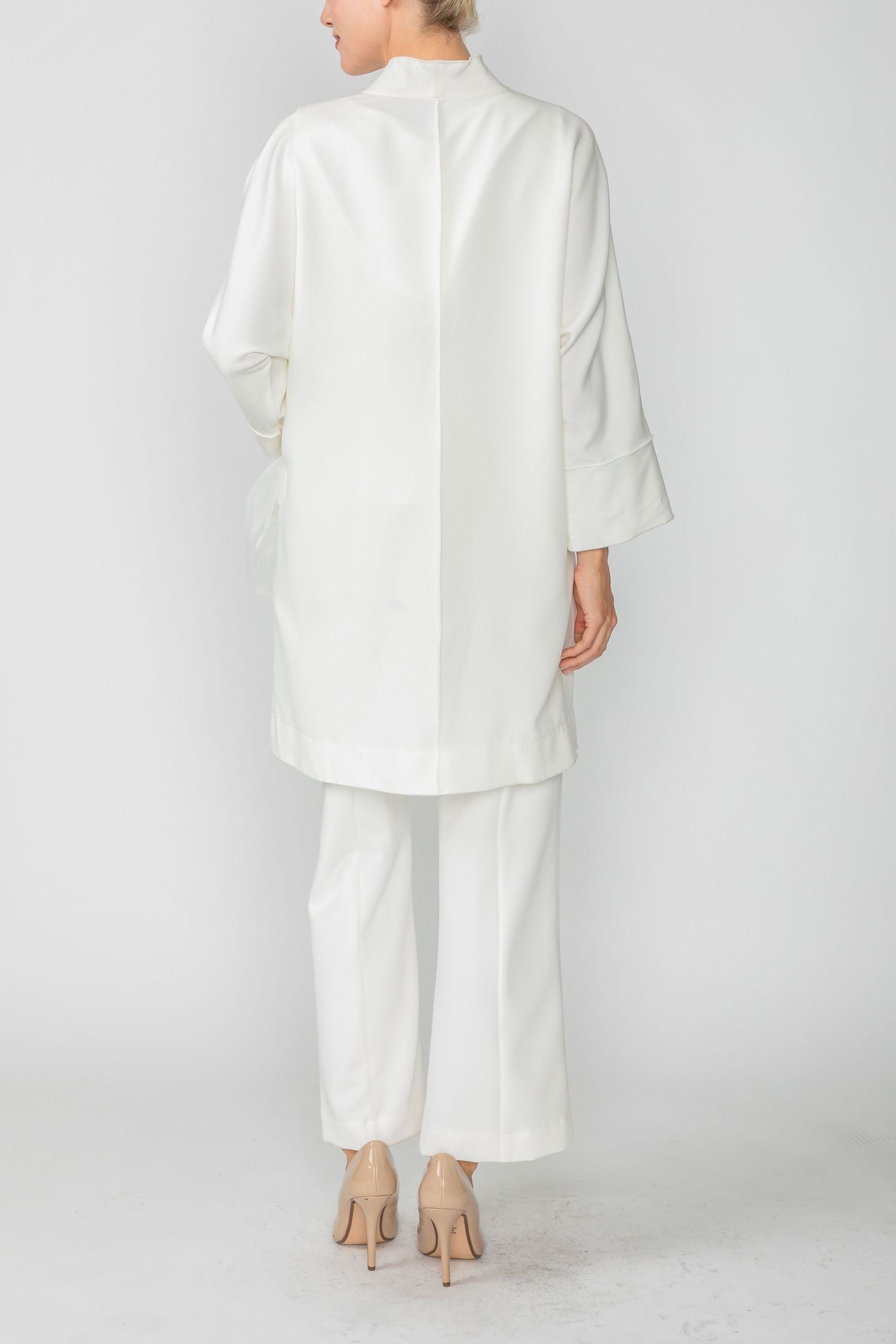 Off White Kimono With Rose Pocket