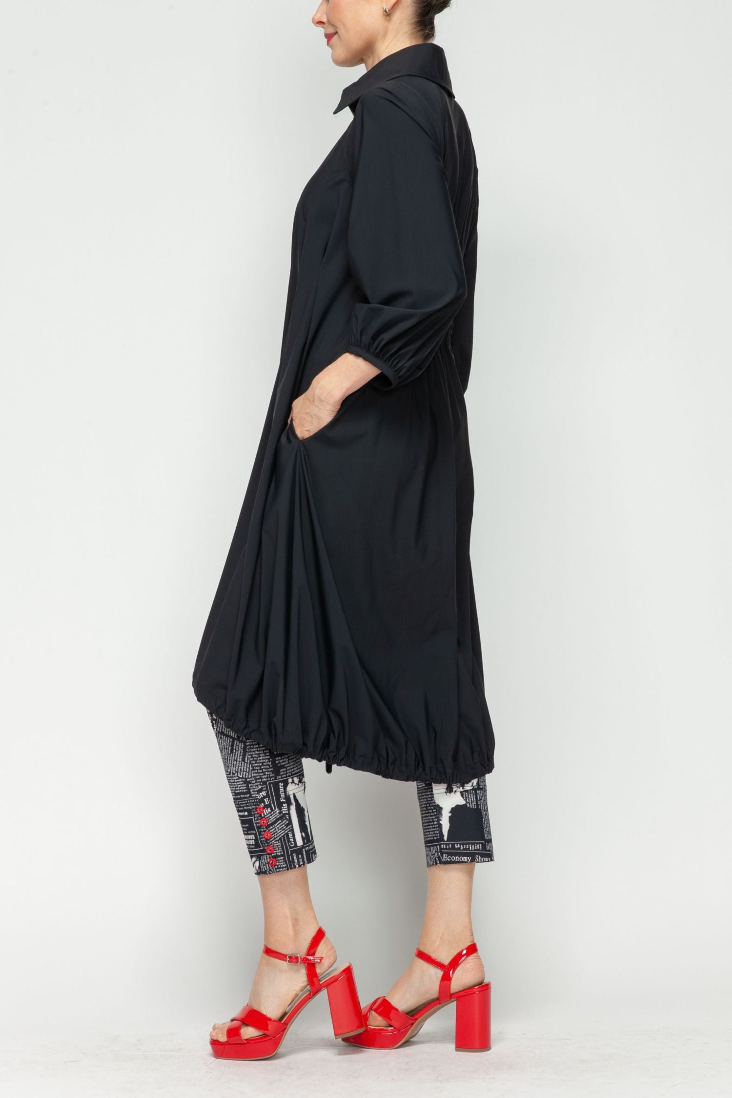 Black Bell Sleeve and Drawing Bottom Long Jacket