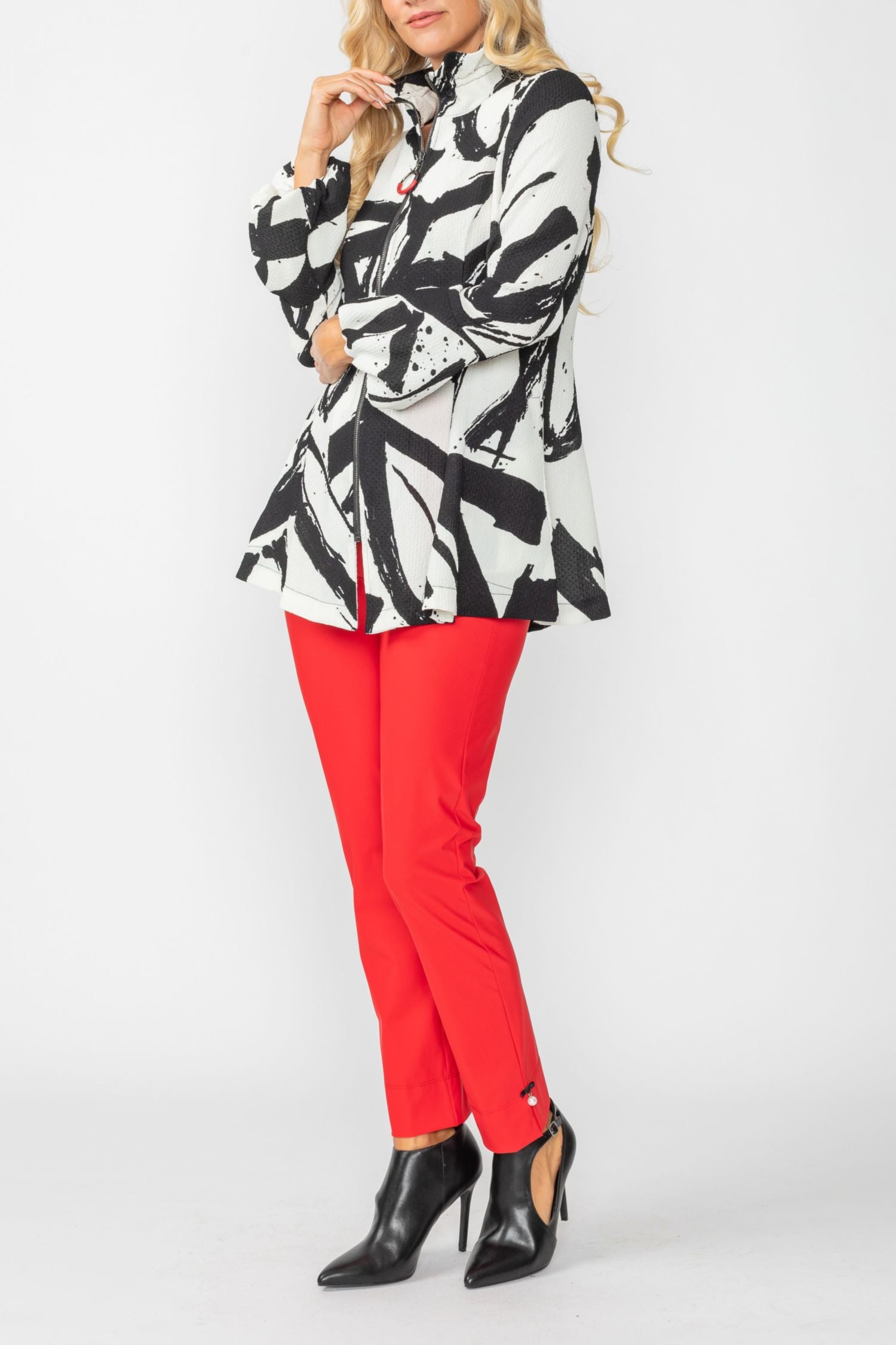 Black Wire High Stand Collar and Balloon Cuffs Jacket