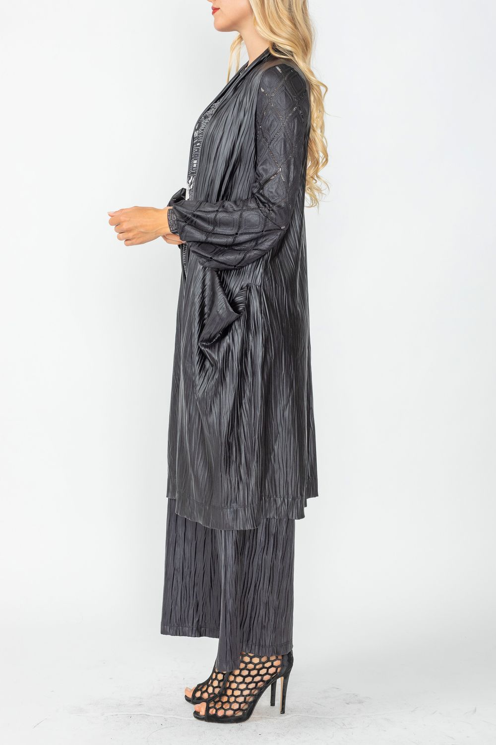 Black Puff Sleeve Kimono