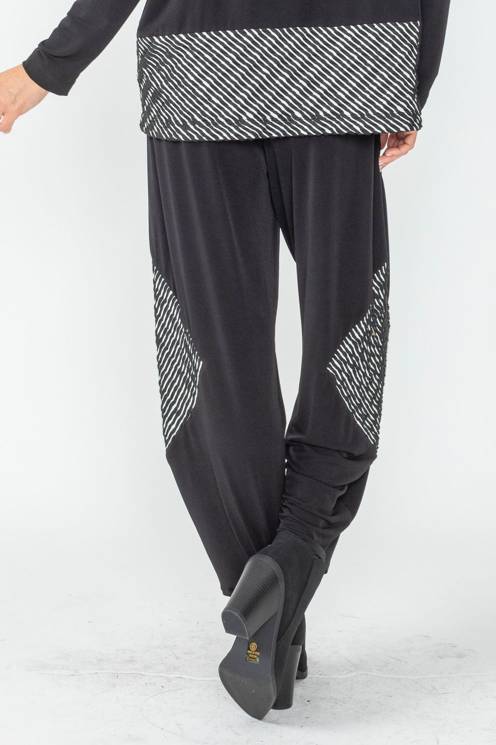 Black Baggy Elastic Pants