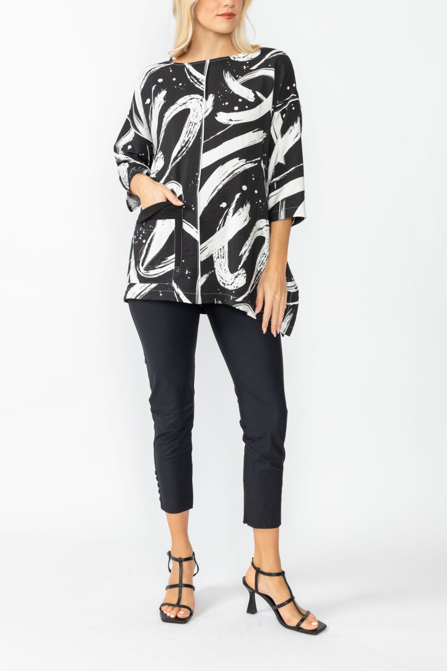 Black Contrast Brush Front Pocket Top