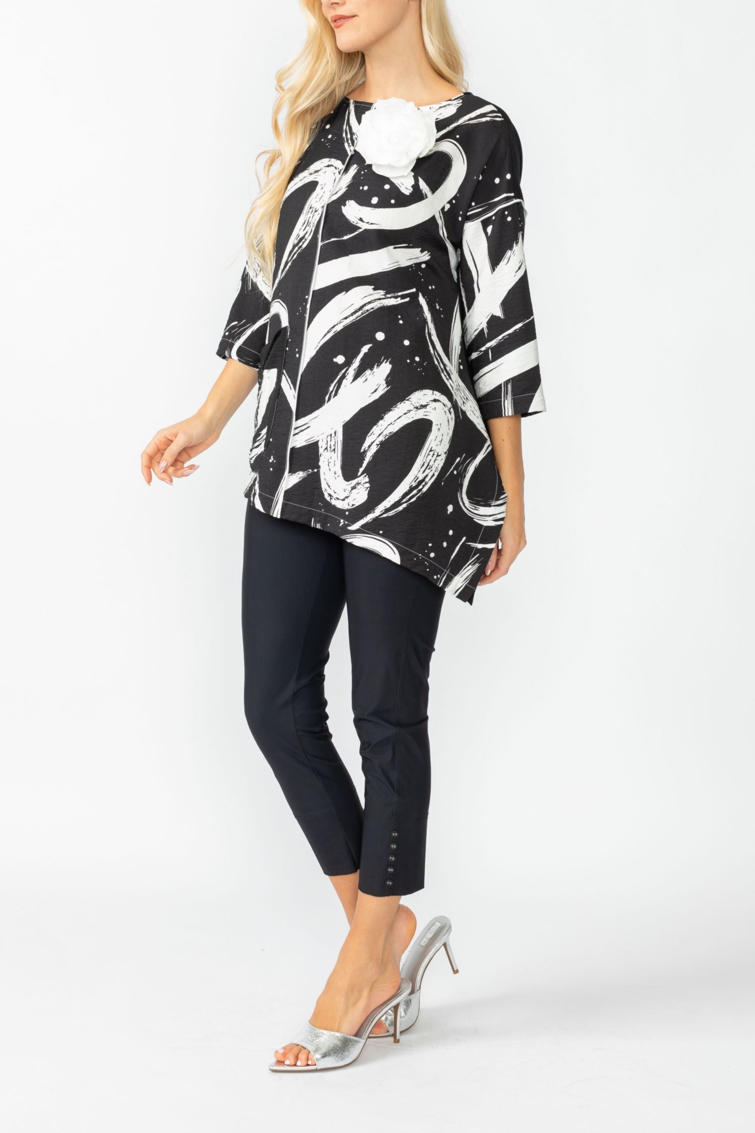 Black Contrast Brush Front Pocket Top