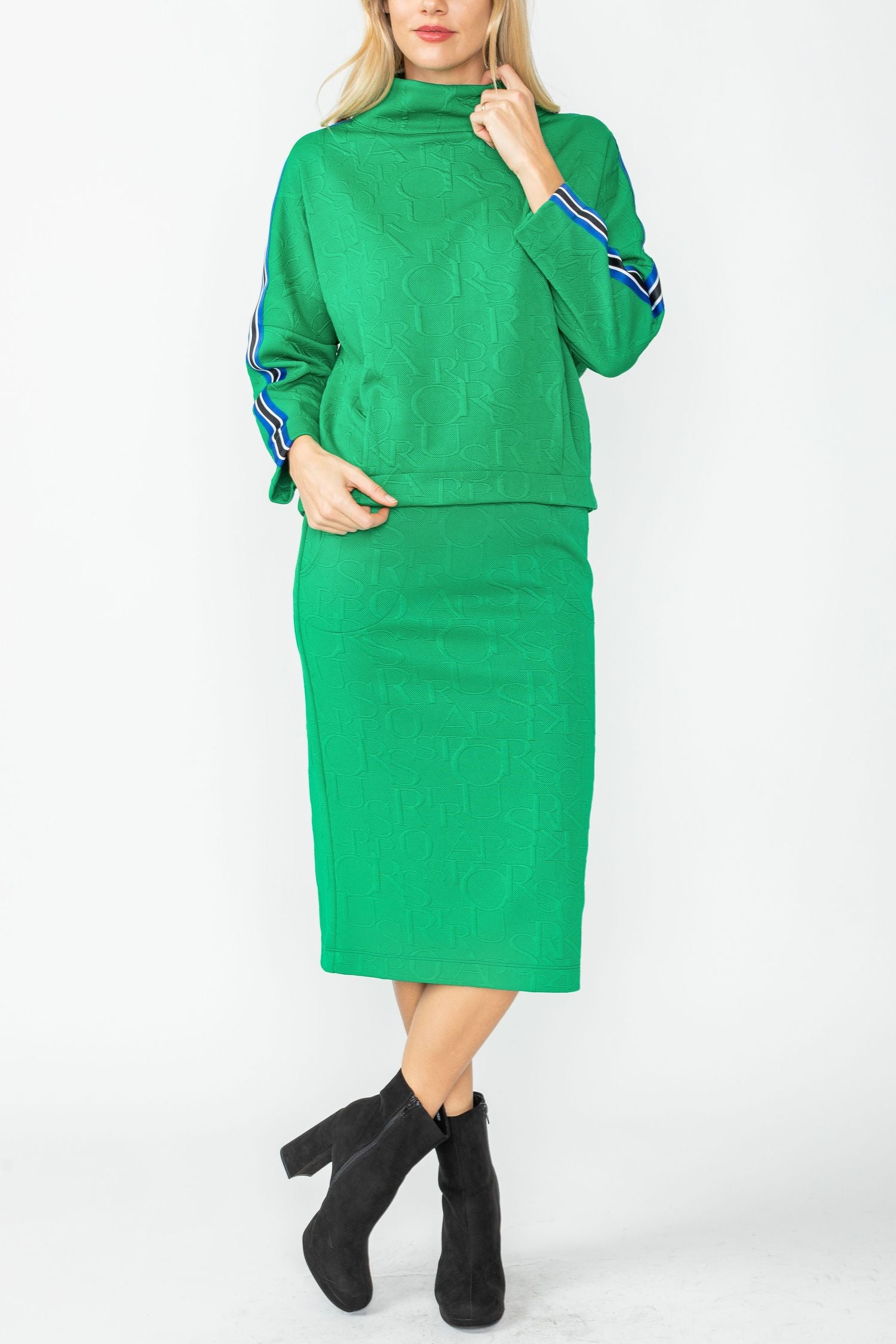 Green Shoulder Special Tape High-Stand Collar Top
