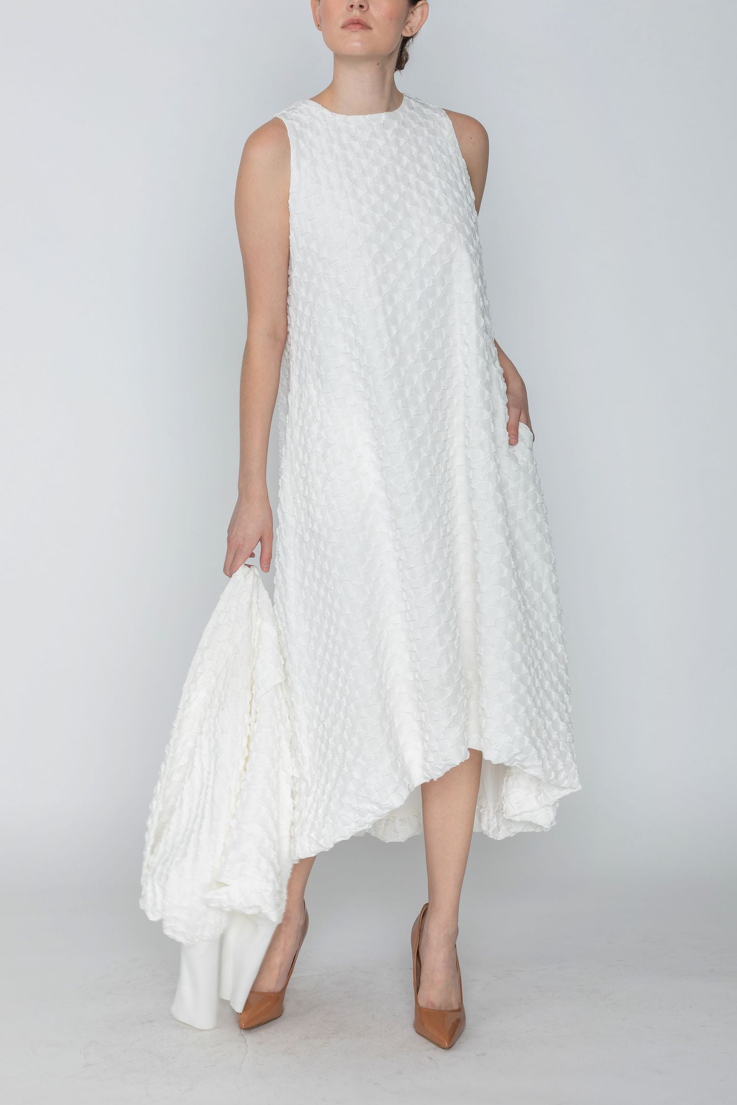 White Halter-Neck Back Zipper Ribbon Detail Bubble Dress White Halter-Neck Back Zipper Ribbon Detail Bubble Dress