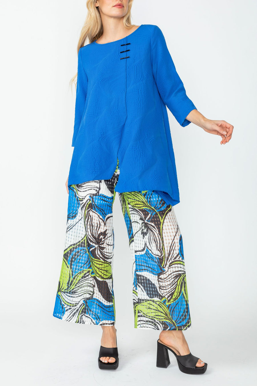 Women's Plus Size Clothing | IC Collection