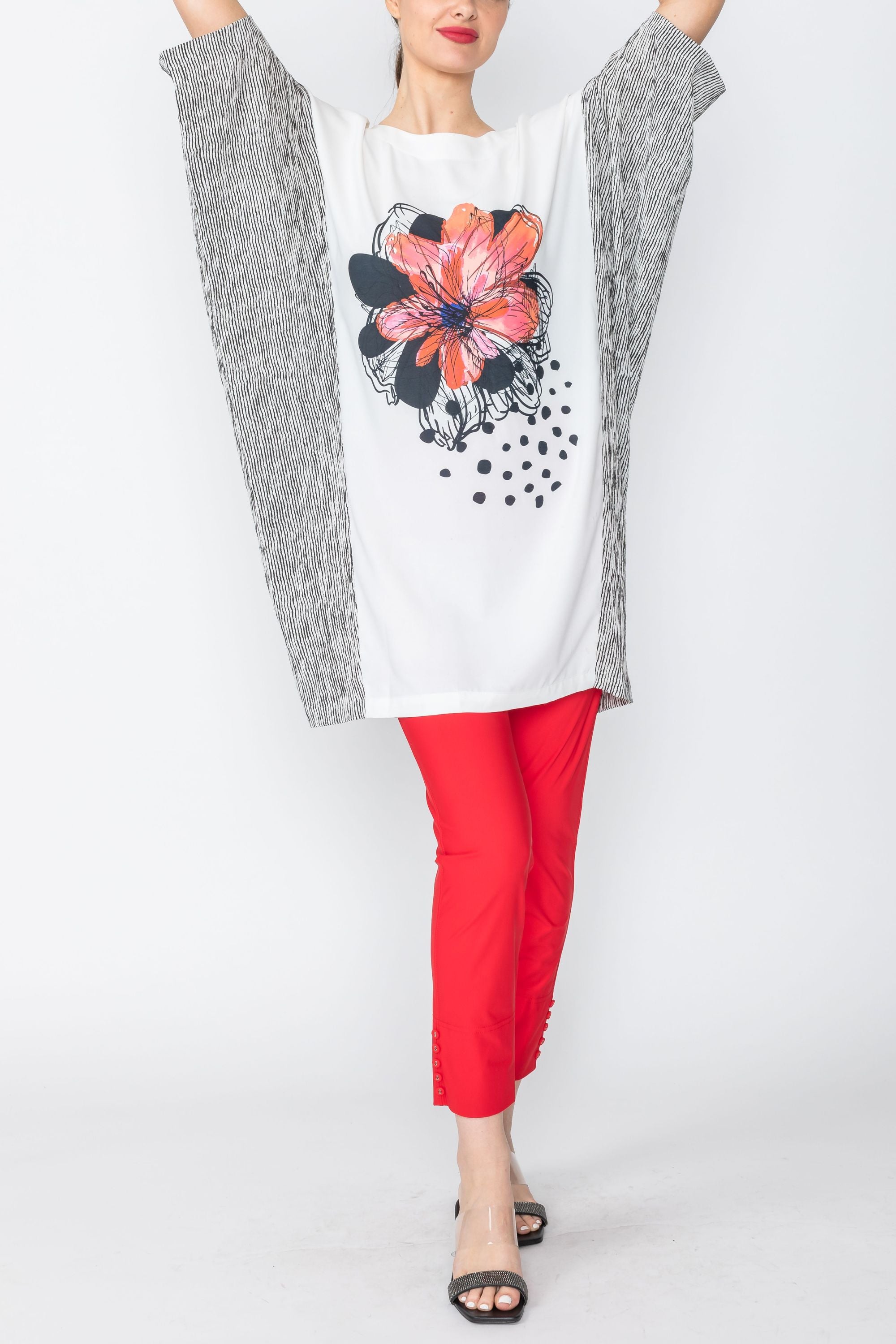 Red Plus Size Cocoon T-Top W/ Flower